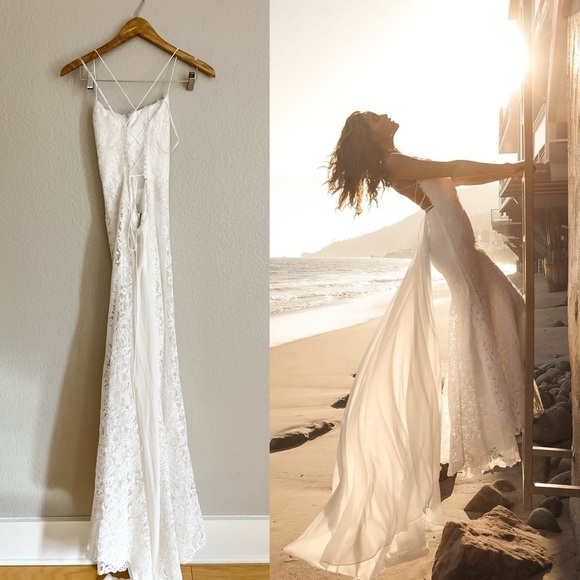 Remarkable Moment White Floral Embroidered Lace-Up Maxi Dress 10 - Picture 6 of 11